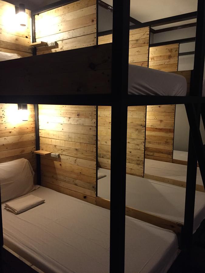 Hostel Seven Cebu Exteriör bild